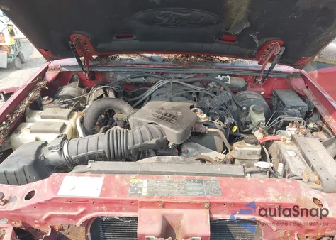 2004 Ford Explorer Sport Trac Adrenalin/Xls/Xlt z USA, uszkodzony, nr VIN 1FMZU77K84UA27260